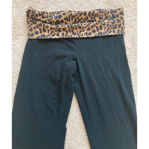 Victoria Secret Pink Fold Over Cheetah Bling Yoga Pants - Picture 3 of 8